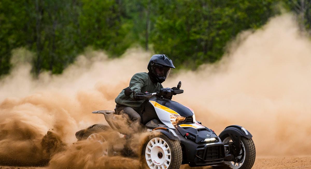 CAN-AM On-Road | Dergi İlan Grafik Tasarım CAN-AM On-Road | Dergi İlan Grafik Tasarım